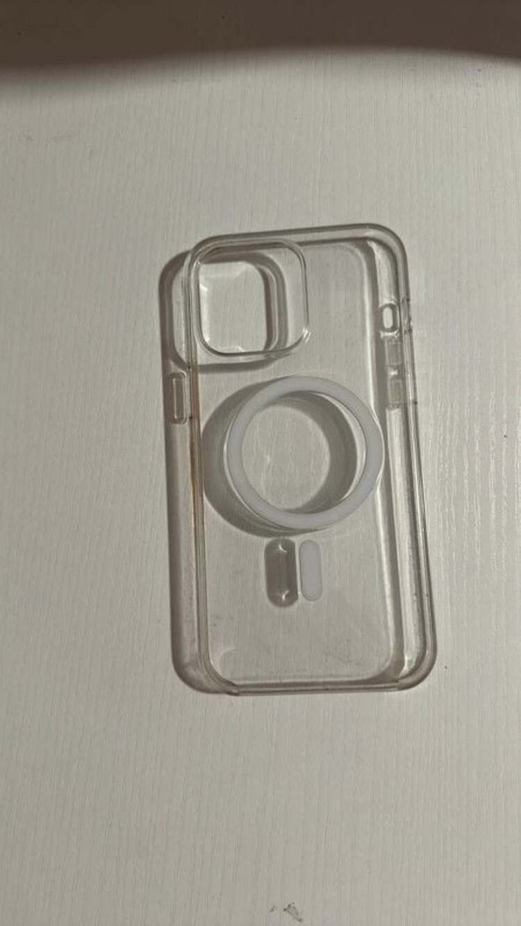 iPhone 13 Pro case magnetic for charging
